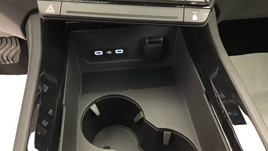 Mandataire Automobile occasion, recherche de Renault Austral-e-tech-full-hybrid-200-gsr2-techno5-portes-vp-essence-courant-lectrique042024-042025 - E-Motors