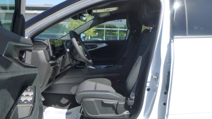 Mandataire Automobile neuf, recherche de Renault Austral-e-tech-full-hybrid-200-techno-esprit-alpine-plus-pack-safety-plus-hayon-motoris - E-Motors