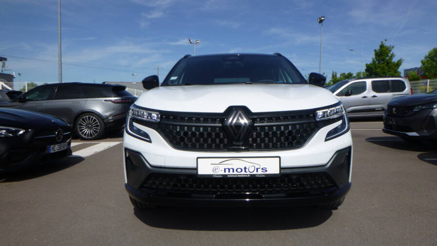 Mandataire Automobile neuf, recherche de Renault Austral-e-tech-full-hybrid-200-techno-esprit-alpine-plus-hayon-lectrique - E-Motors