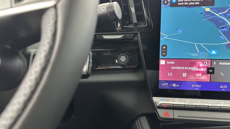 Mandataire Automobile neuf, recherche de Renault Austral-e-tech-full-hybrid-200ch-techno - E-Motors