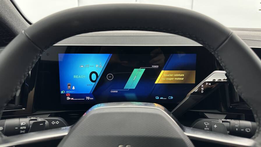 Mandataire Automobile neuf, recherche de Renault Austral-e-tech-full-hybrid-200ch-techno - E-Motors