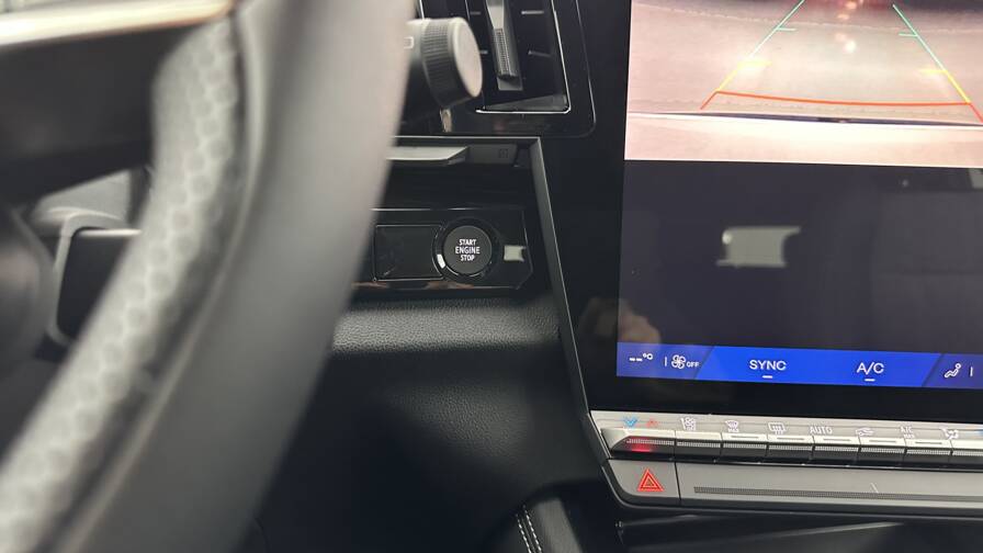 Mandataire Automobile neuf, recherche de Renault Austral-e-tech-full-hybrid-200ch-techno - E-Motors