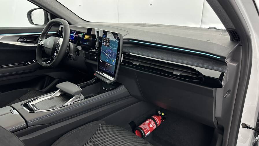 Mandataire Automobile neuf, recherche de Renault Austral-e-tech-full-hybrid-200ch-techno-esprit-alpine - E-Motors