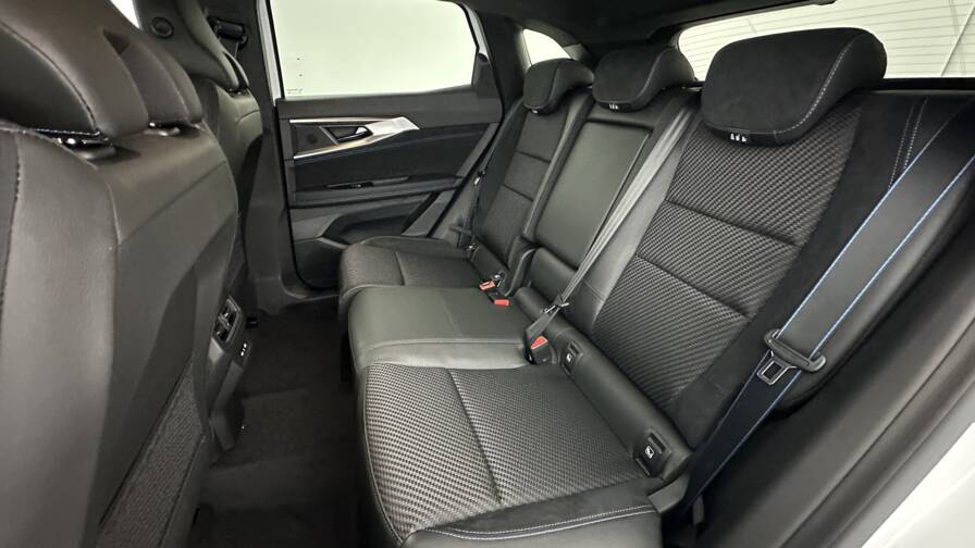 Mandataire Automobile neuf, recherche de Renault Austral-e-tech-full-hybrid-200ch-techno-esprit-alpine - E-Motors