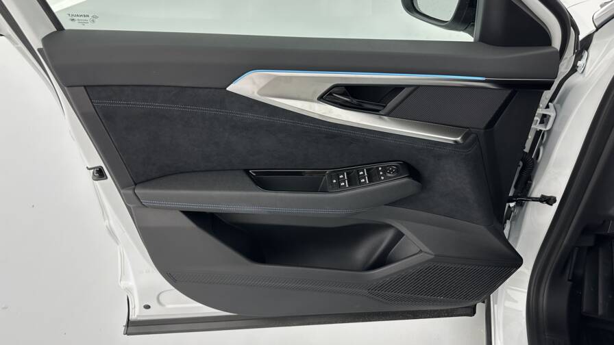 Mandataire Automobile neuf, recherche de Renault Austral-e-tech-full-hybrid-200ch-techno-esprit-alpine - E-Motors