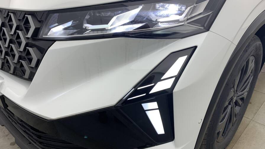 Mandataire Automobile neuf, recherche de Renault Austral-nouveau-full-hybrid-e-tech-200-ch-evolution - E-Motors