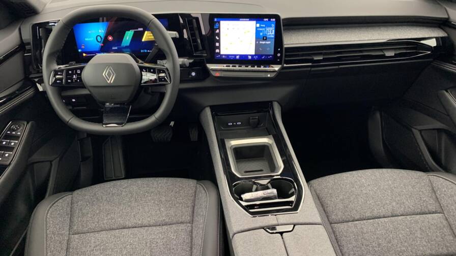 Mandataire Automobile neuf, recherche de Renault Austral-nouveau-full-hybrid-e-tech-200-ch-evolution - E-Motors