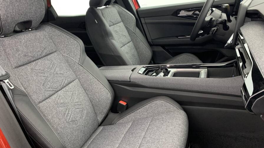 Mandataire Automobile neuf, recherche de Renault Austral-nouveau-full-hybrid-e-tech-200-ch-evolution - E-Motors