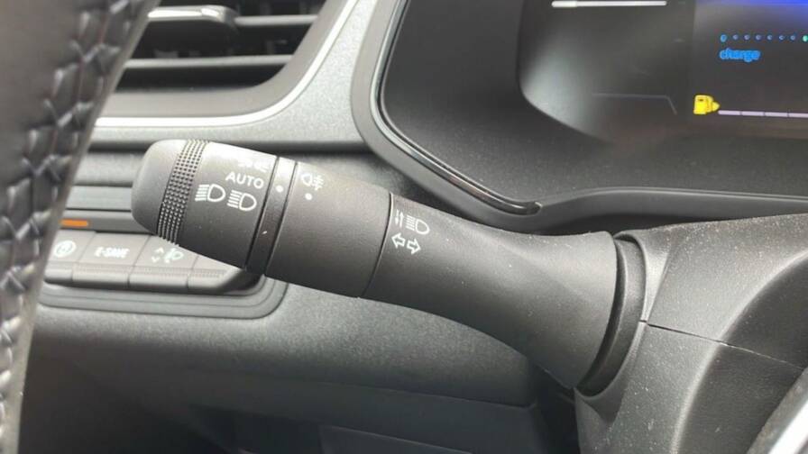 Mandataire Automobile neuf, recherche de Renault Captur-1-6-e-tech-full-hybrid-145ch-techno - E-Motors