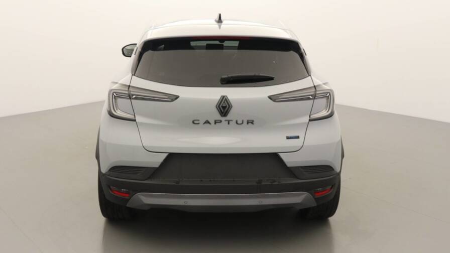 Mandataire Automobile occasion, recherche de Renault Captur-e-tech-full-hybrid-145-ch-esprit-alpine5-portes-vp-essence-courant-lectrique042024-052025 - E-Motors