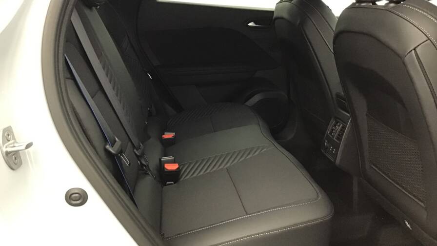 Mandataire Automobile occasion, recherche de Renault Captur-e-tech-full-hybrid-145-ch-esprit-alpine5-portes-vp-essence-courant-lectrique042024-052025 - E-Motors