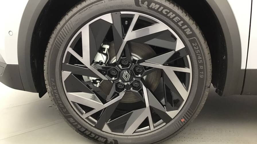 Mandataire Automobile occasion, recherche de Renault Captur-e-tech-full-hybrid-145-ch-esprit-alpine5-portes-vp-essence-courant-lectrique042024-052025 - E-Motors