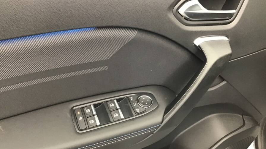 Mandataire Automobile occasion, recherche de Renault Captur-e-tech-full-hybrid-145-ch-esprit-alpine5-portes-vp-essence-courant-lectrique042024-052025 - E-Motors