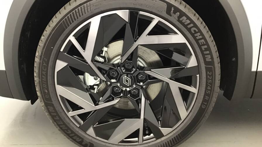 Mandataire Automobile occasion, recherche de Renault Captur-e-tech-full-hybrid-145-ch-esprit-alpine5-portes-vp-essence-courant-lectrique042024-052025 - E-Motors