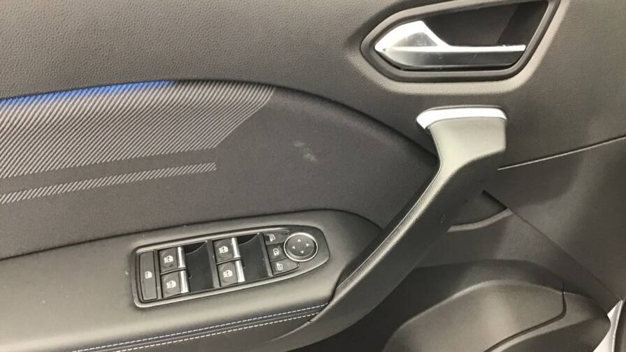 Mandataire Automobile occasion, recherche de Renault Captur-e-tech-full-hybrid-145-ch-esprit-alpine5-portes-vp-essence-courant-lectrique042024-052025 - E-Motors