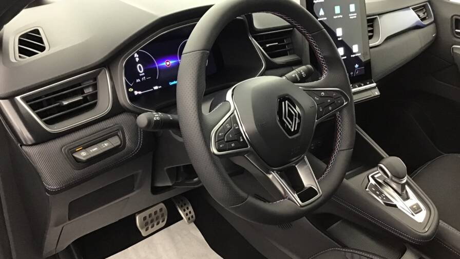 Mandataire Automobile occasion, recherche de Renault Captur-e-tech-full-hybrid-145-ch-esprit-alpine5-portes-vp-essence-courant-lectrique042024-052025 - E-Motors