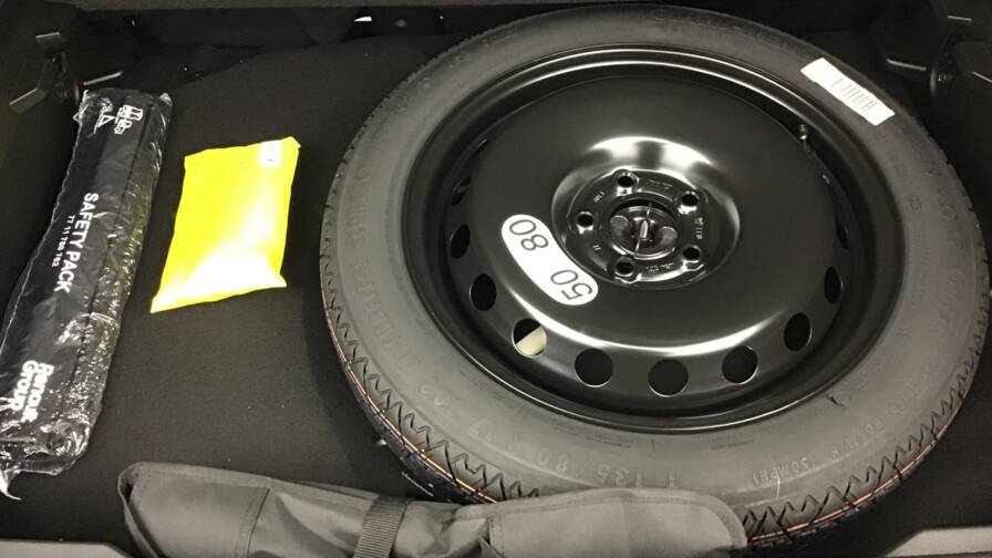 Mandataire Automobile occasion, recherche de Renault Captur-e-tech-full-hybrid-145-ch-esprit-alpine5-portes-vp-essence-courant-lectrique042024-052025 - E-Motors