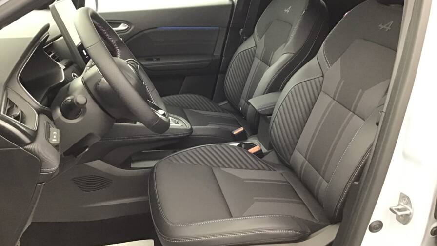 Mandataire Automobile occasion, recherche de Renault Captur-e-tech-full-hybrid-145-ch-esprit-alpine5-portes-vp-essence-courant-lectrique042024-052025 - E-Motors