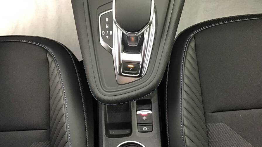 Mandataire Automobile occasion, recherche de Renault Captur-e-tech-full-hybrid-145-ch-esprit-alpine5-portes-vp-essence-courant-lectrique042024-052025 - E-Motors