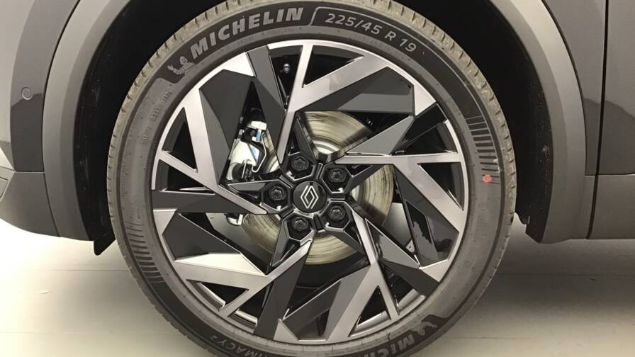 Mandataire Automobile occasion, recherche de Renault Captur-e-tech-full-hybrid-145-ch-esprit-alpine5-portes-vp-essence-courant-lectrique042024-052025 - E-Motors