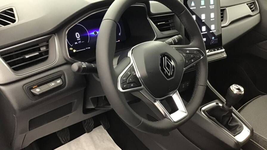 Mandataire Automobile occasion, recherche de Renault Captur-tce-90-ch-techno5-portes-vp-essence-sans-plomb012025-en-cours - E-Motors