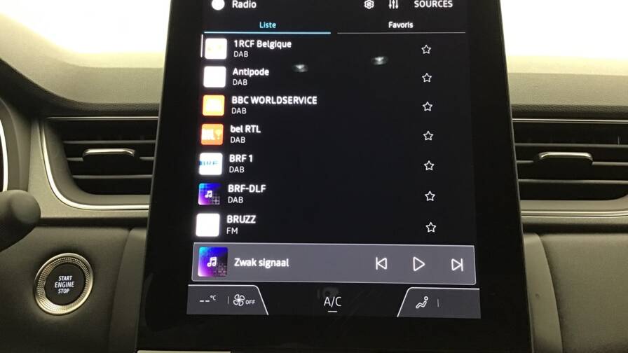 Mandataire Automobile occasion, recherche de Renault Captur-tce-90-ch-techno5-portes-vp-essence-sans-plomb012025-en-cours - E-Motors