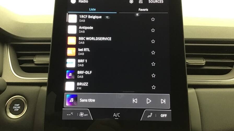 Mandataire Automobile occasion, recherche de Renault Captur-tce-90-ch-techno5-portes-vp-essence-sans-plomb012025-en-cours - E-Motors