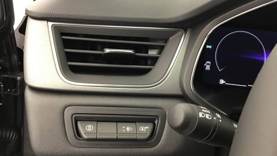 Mandataire Automobile occasion, recherche de Renault Captur-tce-90-ch-techno5-portes-vp-essence-sans-plomb012025-en-cours - E-Motors