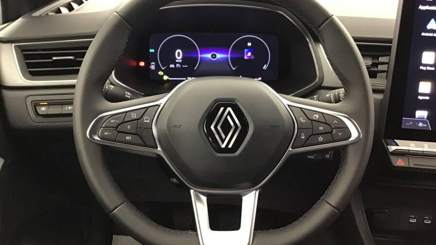 Mandataire Automobile occasion, recherche de Renault Captur-tce-90-ch-techno5-portes-vp-essence-sans-plomb012025-en-cours - E-Motors