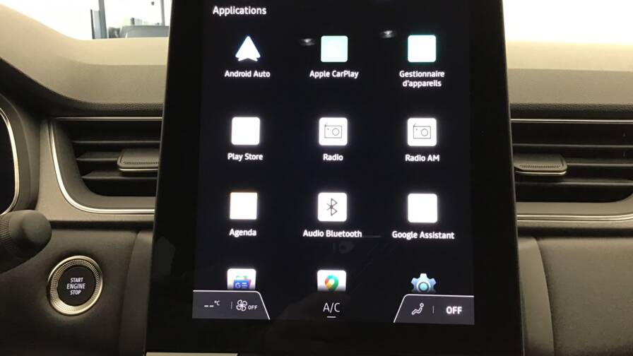 Mandataire Automobile occasion, recherche de Renault Captur-tce-90-ch-techno5-portes-vp-essence-sans-plomb012025-en-cours - E-Motors