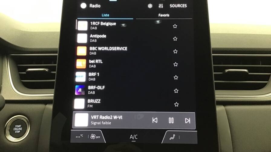 Mandataire Automobile occasion, recherche de Renault Captur-tce-90-ch-techno5-portes-vp-essence-sans-plomb012025-en-cours - E-Motors