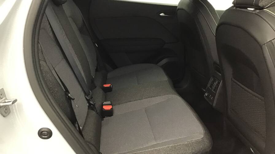 Mandataire Automobile occasion, recherche de Renault Captur-tce-90-ch-techno5-portes-vp-essence-sans-plomb012025-en-cours - E-Motors