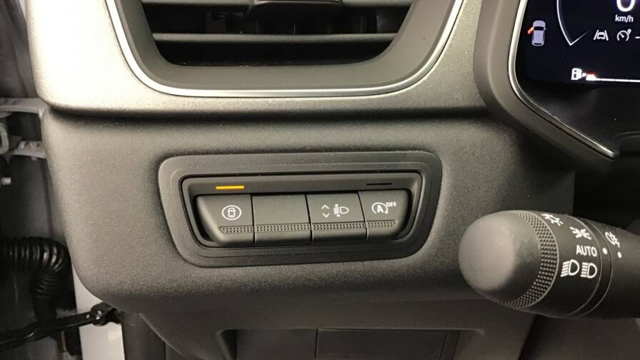 Mandataire Automobile occasion, recherche de Renault Captur-tce-90-ch-techno5-portes-vp-essence-sans-plomb012025-en-cours - E-Motors