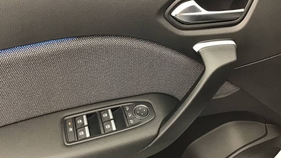 Mandataire Automobile occasion, recherche de Renault Captur-tce-90-ch-techno5-portes-vp-essence-sans-plomb012025-en-cours - E-Motors