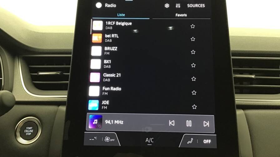 Mandataire Automobile occasion, recherche de Renault Captur-tce-90-ch-techno5-portes-vp-essence-sans-plomb012025-en-cours - E-Motors