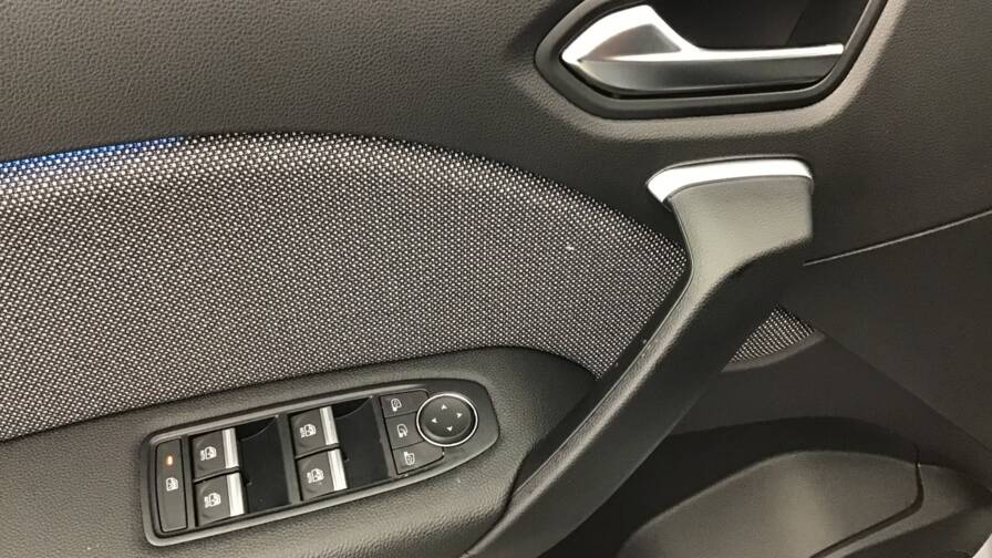 Mandataire Automobile occasion, recherche de Renault Captur-tce-90-ch-techno5-portes-vp-essence-sans-plomb012025-en-cours - E-Motors