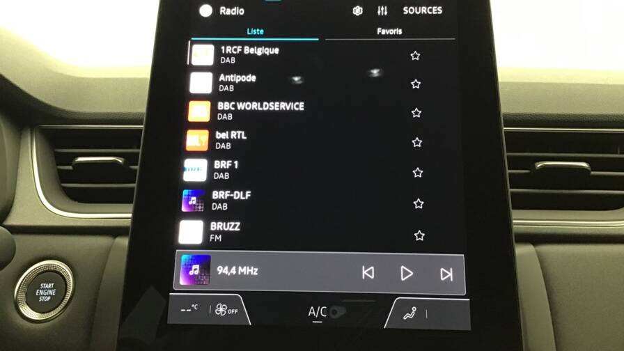 Mandataire Automobile occasion, recherche de Renault Captur-tce-90-ch-techno5-portes-vp-essence-sans-plomb012025-en-cours - E-Motors