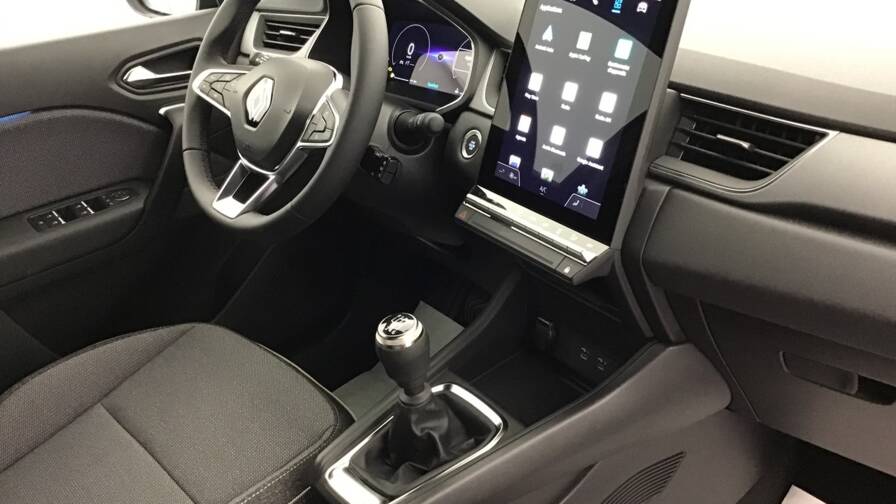 Mandataire Automobile occasion, recherche de Renault Captur-tce-90-ch-techno5-portes-vp-essence-sans-plomb012025-en-cours - E-Motors