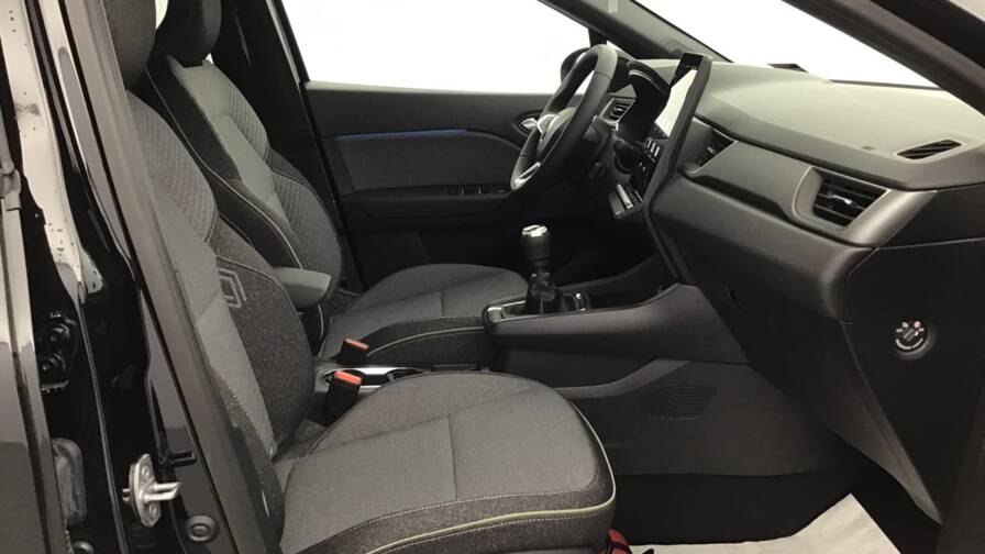 Mandataire Automobile occasion, recherche de Renault Captur-tce-90-ch-techno5-portes-vp-essence-sans-plomb012025-en-cours - E-Motors