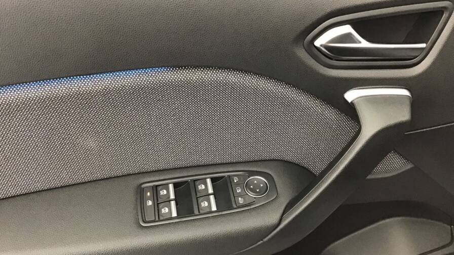 Mandataire Automobile occasion, recherche de Renault Captur-tce-90-ch-techno5-portes-vp-essence-sans-plomb012025-en-cours - E-Motors