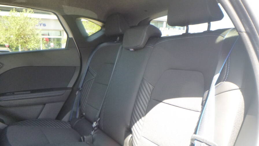 Mandataire Automobile neuf, recherche de Renault Captur-e-tech-full-hybrid-145-esprit-alpine-plus-toit-plus-360-plus-pack-safety-et-driving-plus-pack-hiver - E-Motors