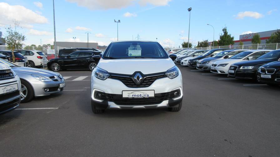 Avis-mandataire-auto-Emotors-Renault-Captur-Zen-sur-quip-e-tce-90-plus-gps.