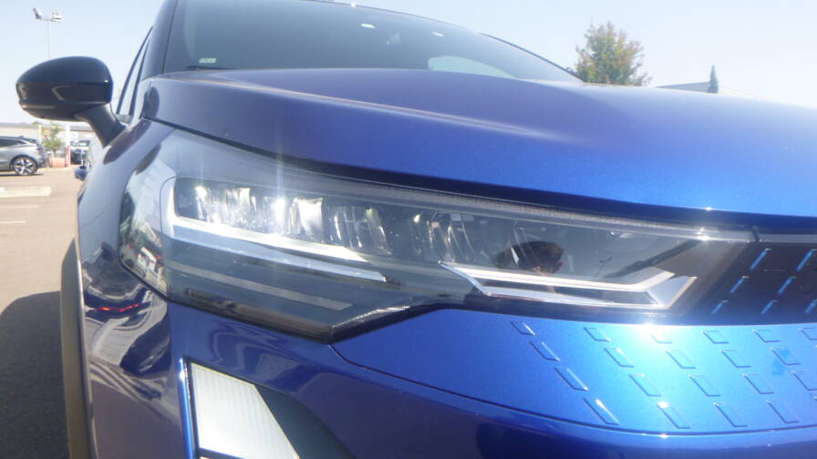 Mandataire Automobile neuf, recherche de Renault Captur-e-tech-full-hybrid-145-techno - E-Motors