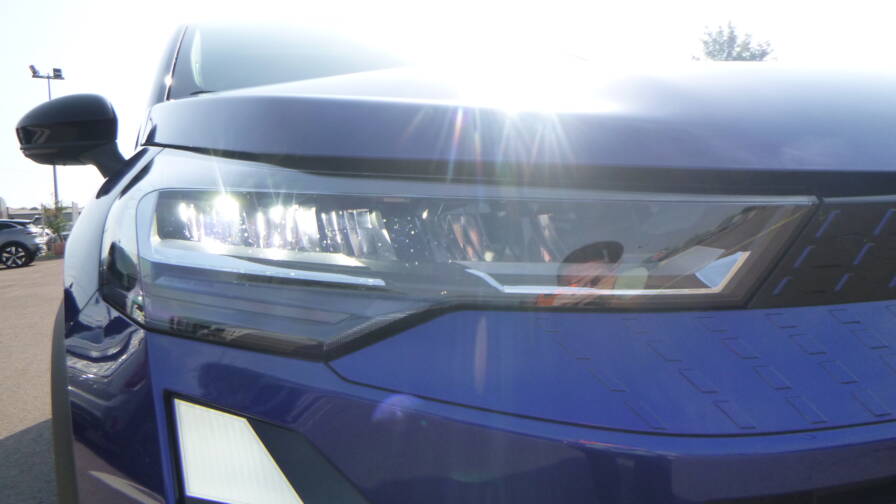 Mandataire Automobile neuf, recherche de Renault Captur-e-tech-full-hybrid-145-esprit-alpine-plus-toit-plus-harman-hi-fi-plus-cam-360 - E-Motors