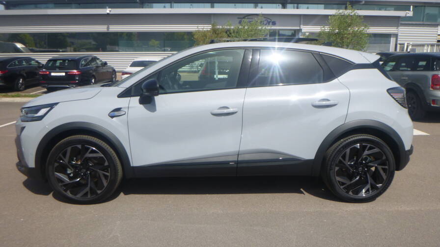 Mandataire Automobile neuf, recherche de Renault Captur-e-tech-full-hybrid-145-esprit-alpine-plus-pack-safety-et-driving-plus-toit-plus-harman - E-Motors