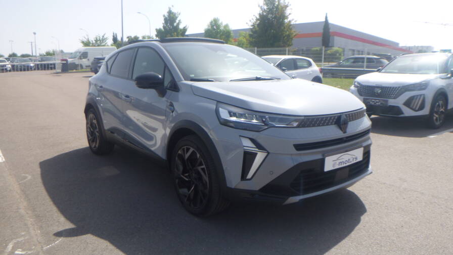 Mandataire Automobile neuf, recherche de Renault Captur-e-tech-full-hybrid-145-esprit-alpine-plus-pack-safety-et-driving-plus-toit-plus-harman - E-Motors