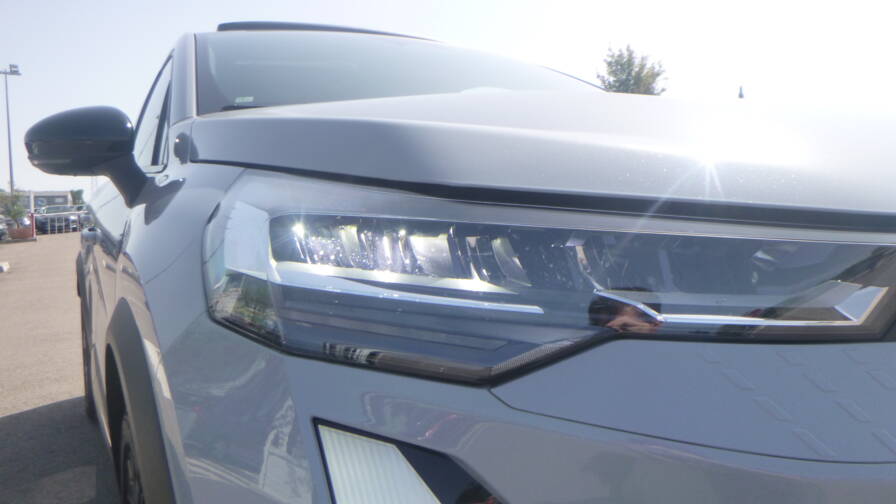 Mandataire Automobile neuf, recherche de Renault Captur-e-tech-full-hybrid-145-esprit-alpine-plus-pack-safety-et-driving-plus-toit-plus-harman - E-Motors