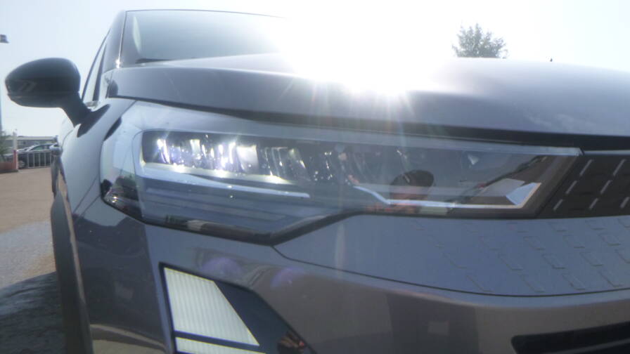 Mandataire Automobile neuf, recherche de Renault Captur-e-tech-full-hybrid-145-techno-plus-pack-hiver - E-Motors