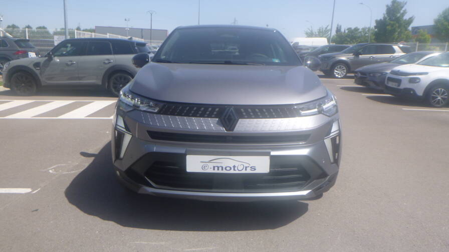 Mandataire Automobile neuf, recherche de Renault Captur-e-tech-full-hybrid-145-esprit-alpine-plus-toit-plus-360-plus-pack-safety-et-driving-plus-pack-hiver - E-Motors