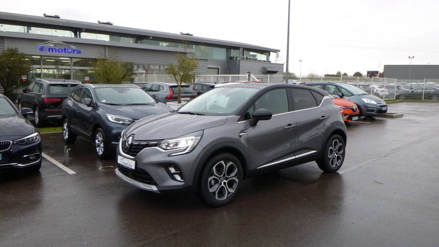 Avis-mandataire-auto-Emotors-Renault-Captur-Renault-intens-blue-dci-115-edc-plus-pack-techno-bose-prime.